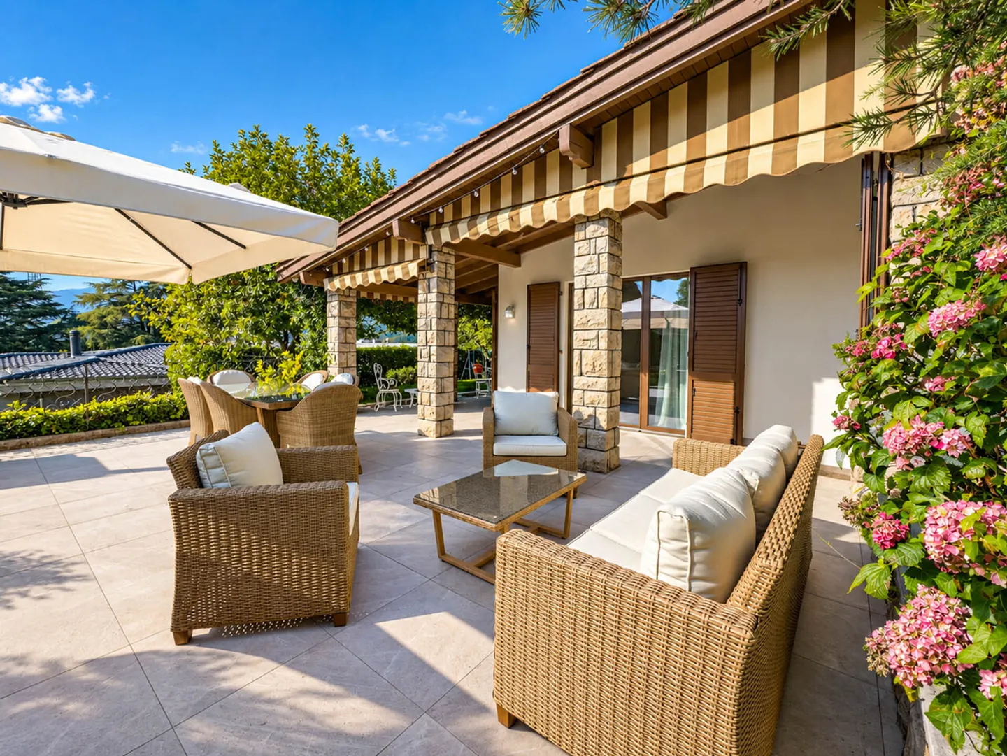 Villa with large garden in Mendrisio - Photo 9 of 28