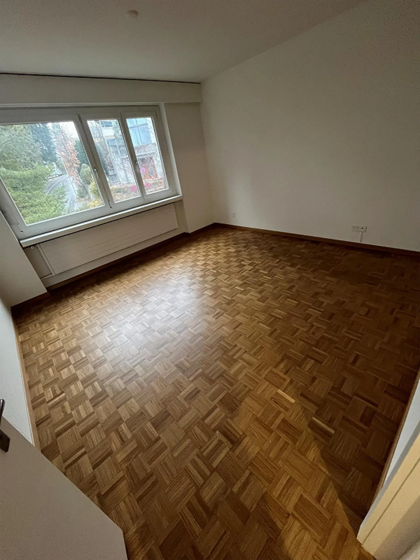 Appartement rénové avec vue sur le lac - Photo 6 sur 8