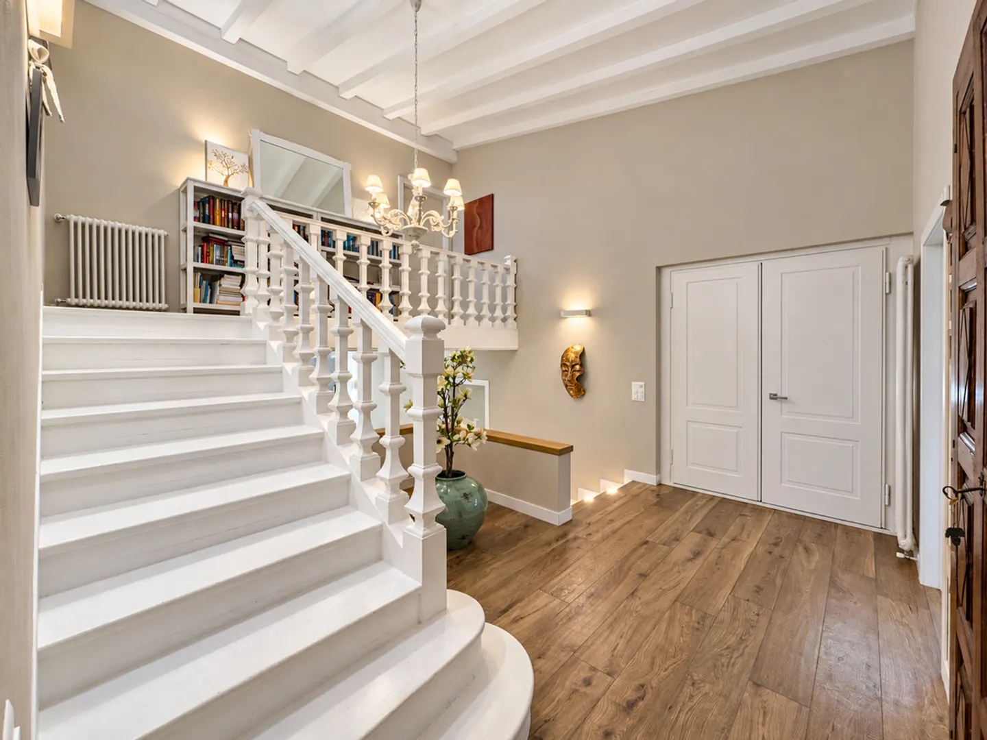 Villa with large garden in Mendrisio - Photo 14 of 28