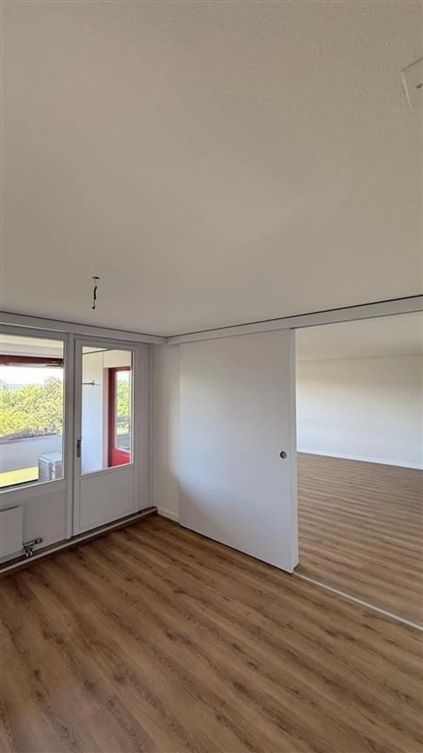 Appartamento 4.5 locali con aria condizionata e vista panoramica a Liebrüti - Foto 8 di 11