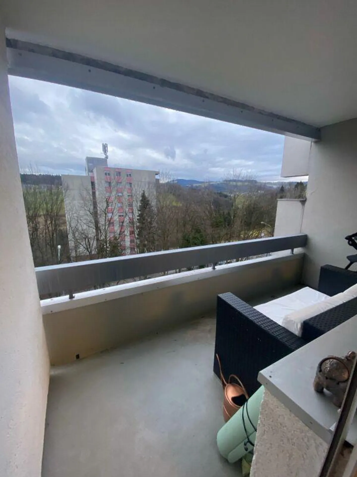 Il tuo nuovo appartamento familiare di 5 stanze - Foto 2 di 12