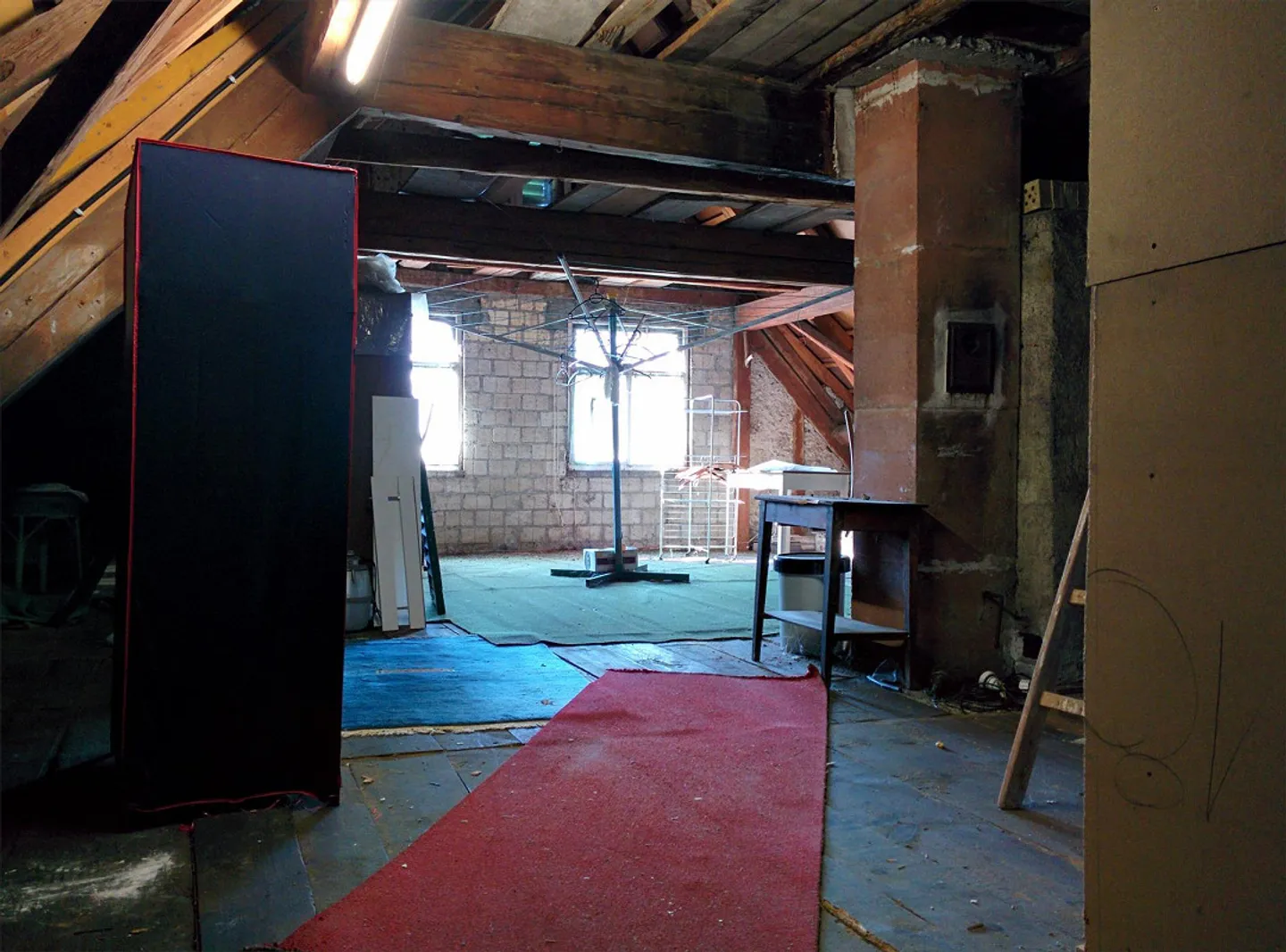 Günstige Wohnung im Bauernhaus mit grossem Naturgarten - Foto 11 di 23