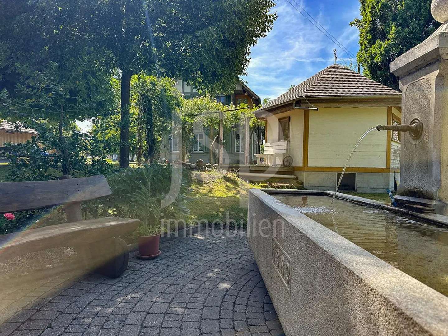 Le Brunnenhof historique à Grafenried (propriété de 5'431m2) - Photo 4 sur 30