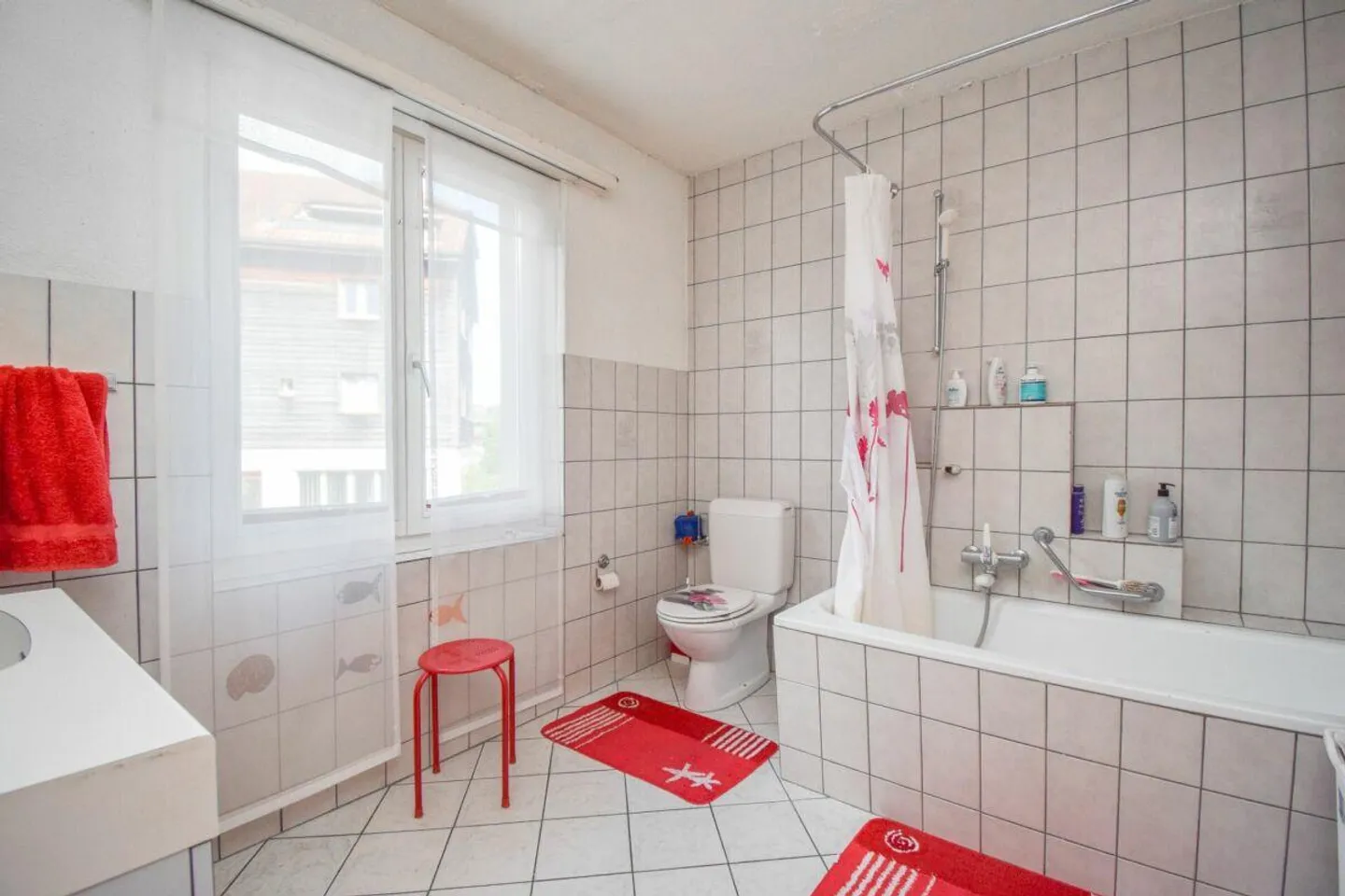 Casa plurifamiliare (ZFH) con ampio spazio commerciale e annessi... - Foto 6 di 14