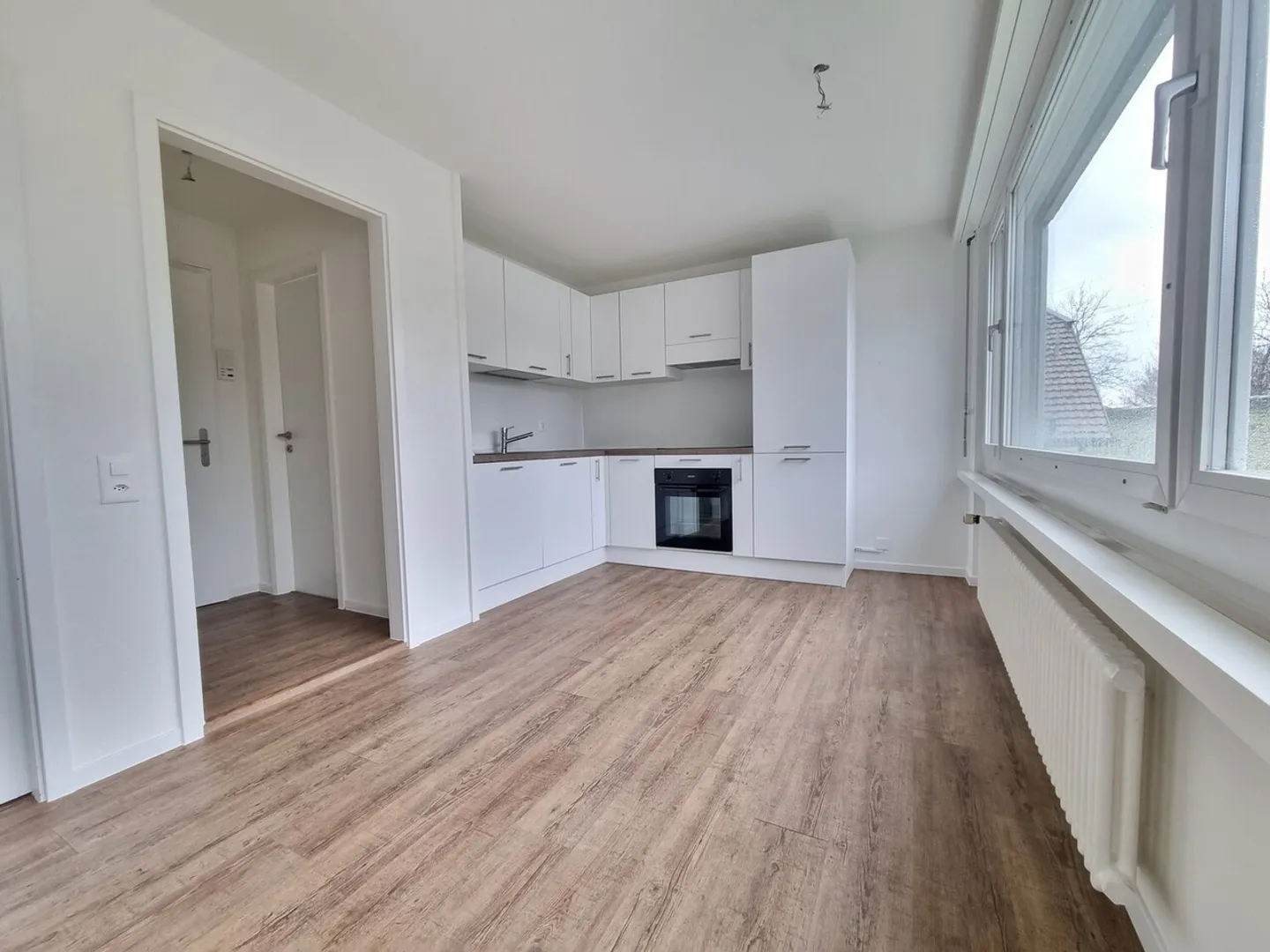 Spacious 1.5 Room Apartment - Photo 1 of 4