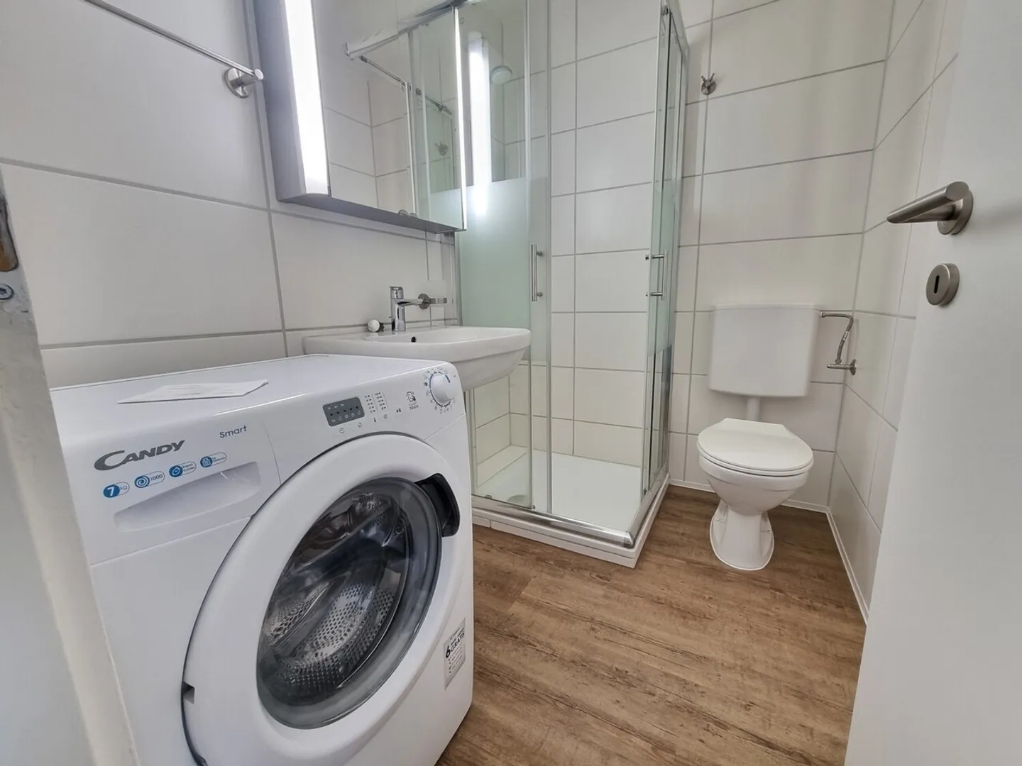 Spacious 1.5 Room Apartment - Photo 3 of 4