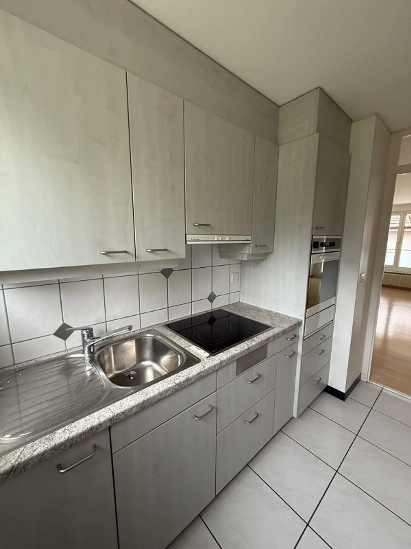 Appartement 3 pièces / Vous cherchez une solution de transition ? Jusqu'au printemps 2027, devenez ami... - Photo 9 sur 10