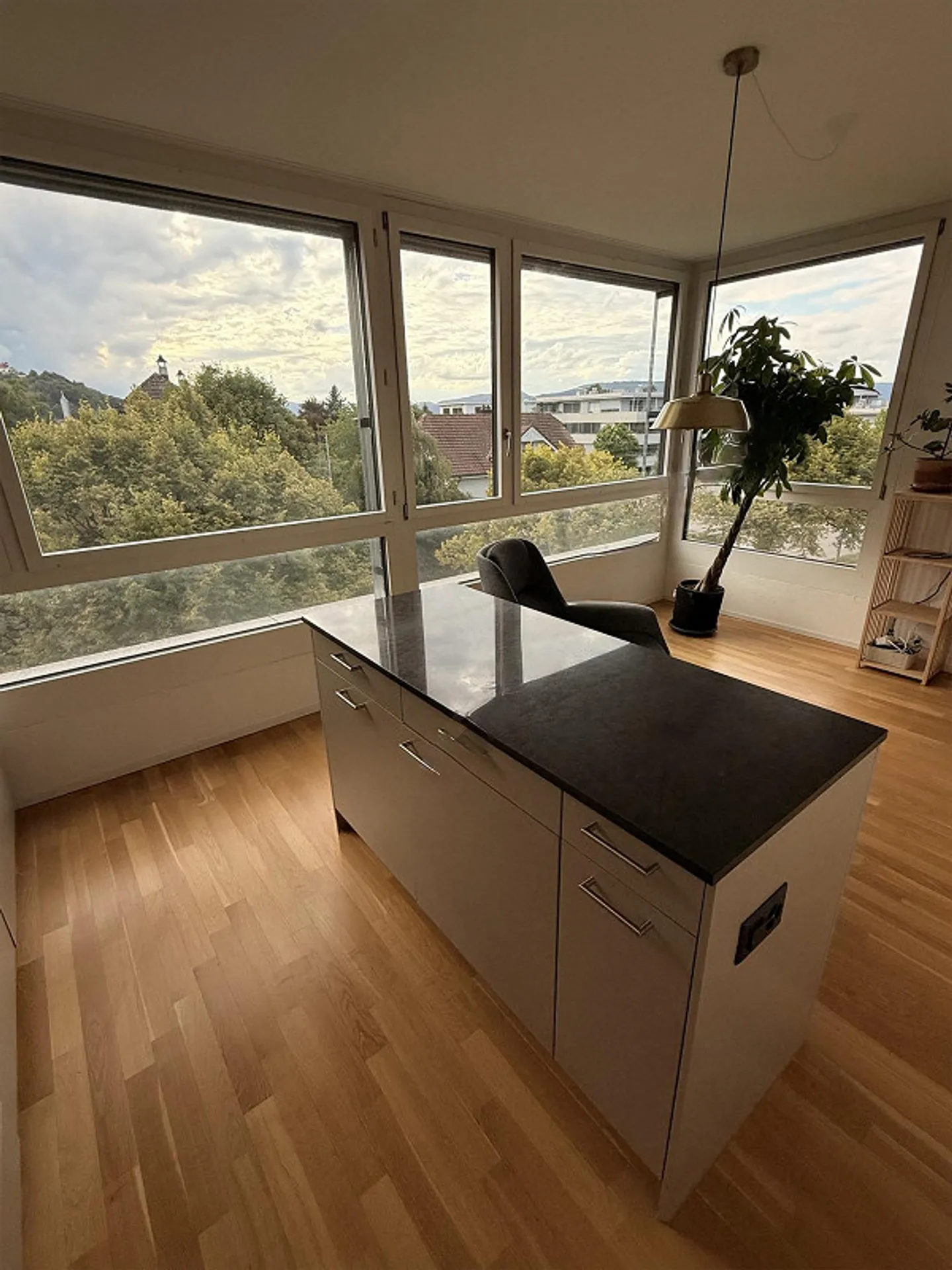 Modernes Apartment in Lenzburg - Foto 1 von 15