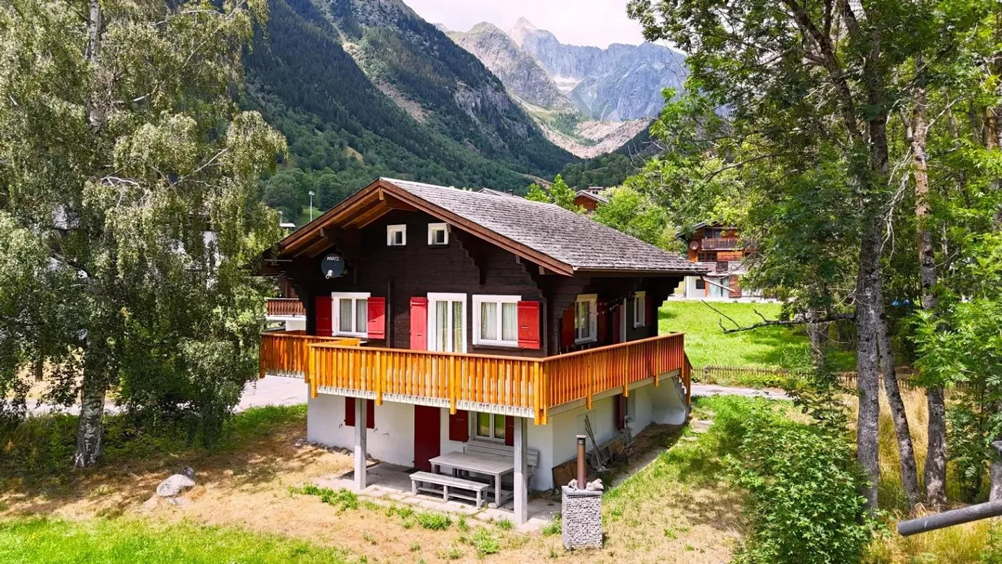 Chalet accogliente in una posizione tranquilla a Fieschertal - Foto 1 di 22