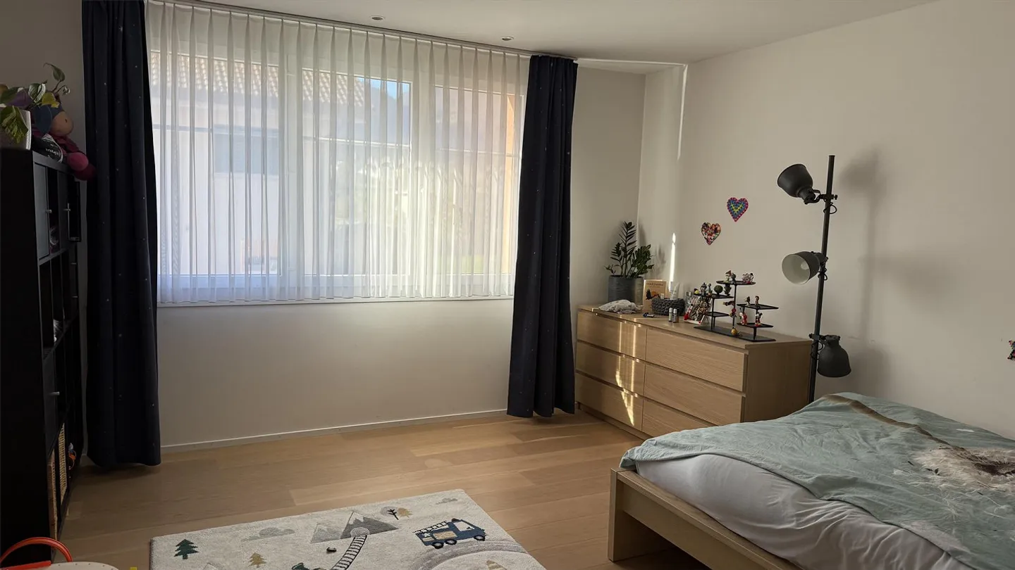 Very large, stylish 3 ½ room apartment (111 m2) with large terrace - Photo 6 of 13