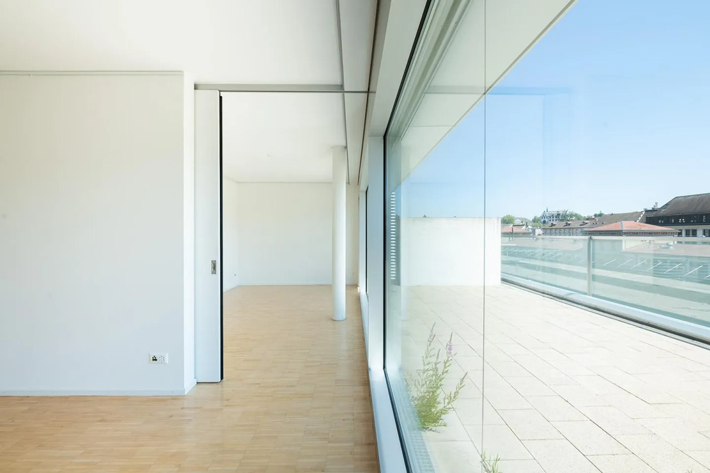 Modernes Apartment mit Terrasse - Foto 8 von 12