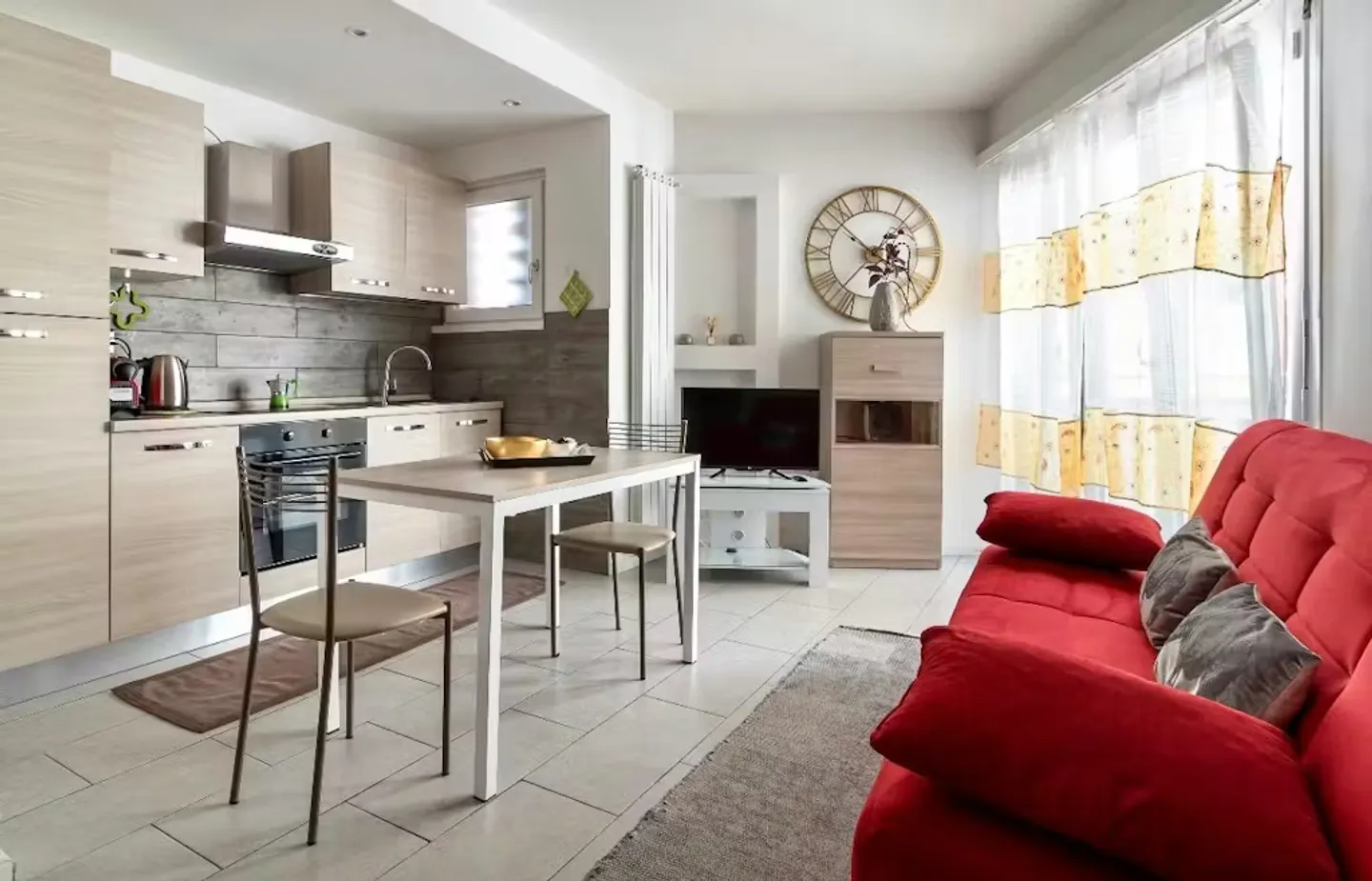 Charming Chalet in Paradiso - Photo 1 of 10