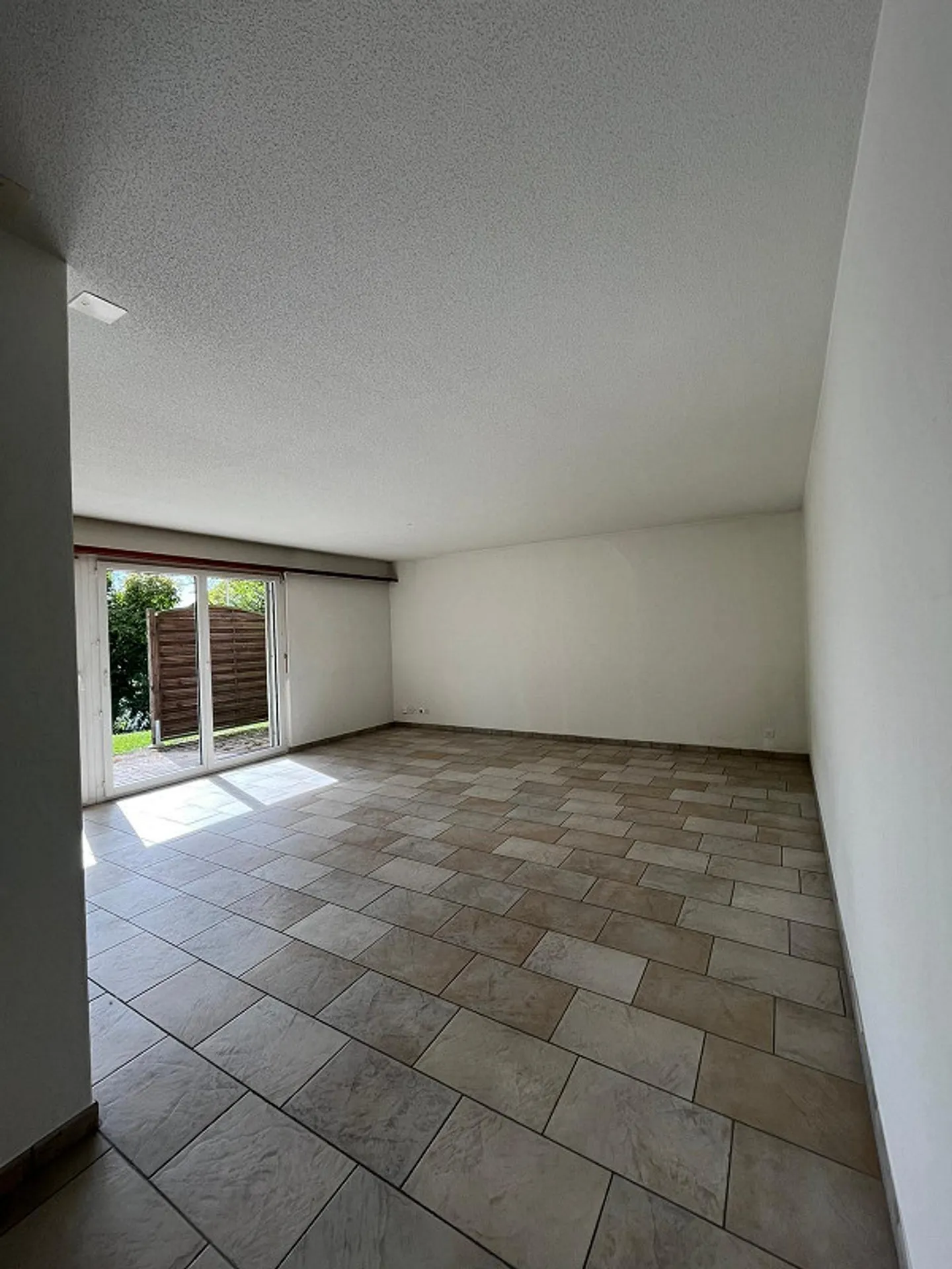 Geräumige 2,5-Zimmerwohnung - Foto 4 von 11