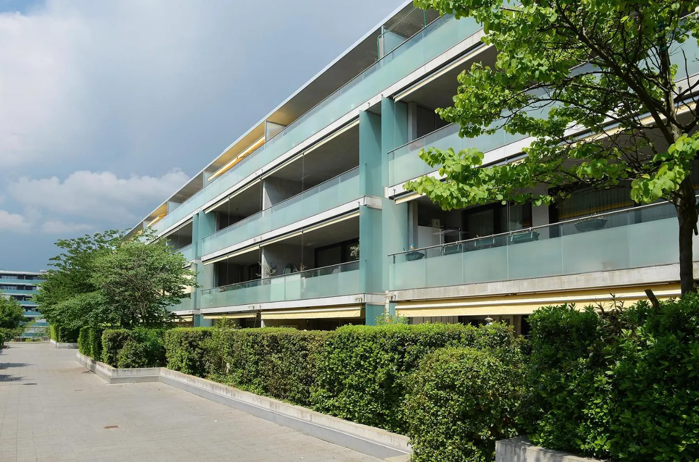 Appartement moderne 5 pièces - Photo 1 sur 3