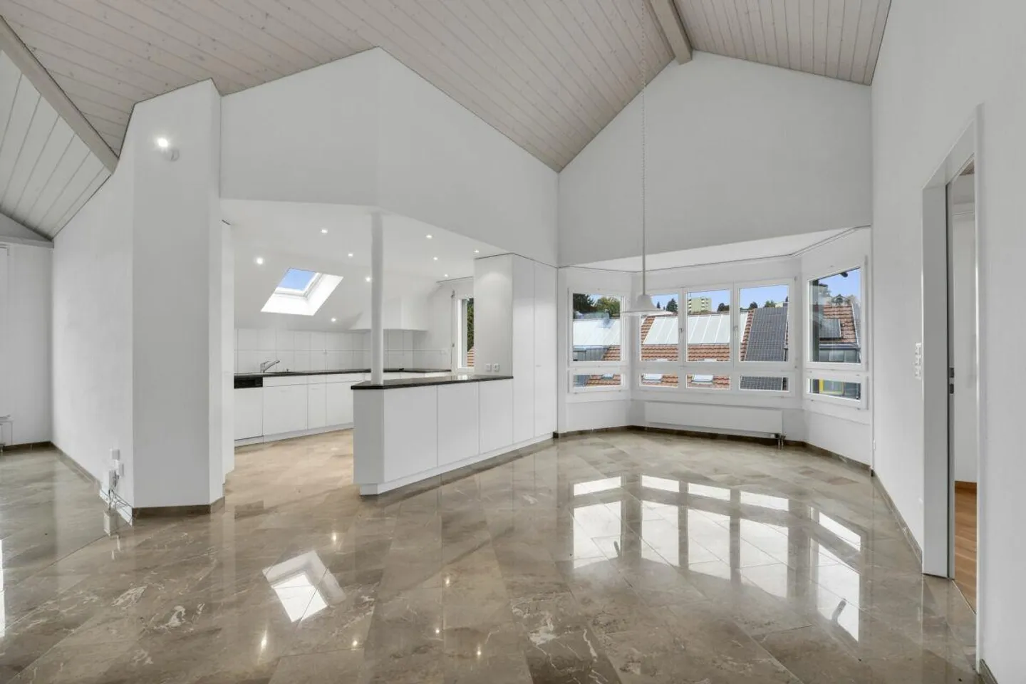 Sogno di casa con stile - Luce, altezza e calore inclusi - Foto 3 di 17