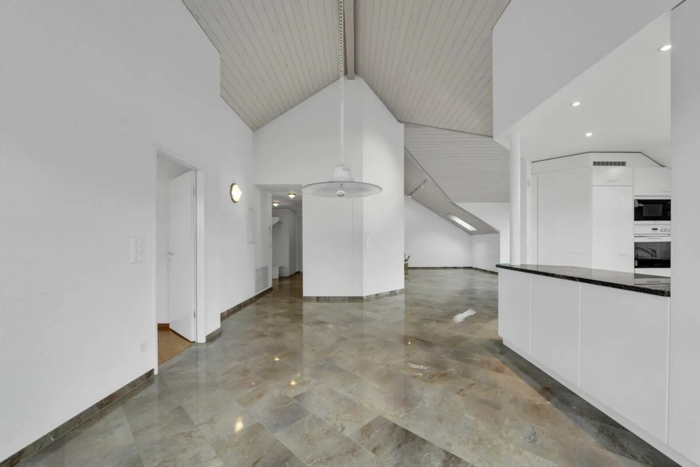 Sogno di casa con stile - Luce, altezza e calore inclusi - Foto 4 di 17