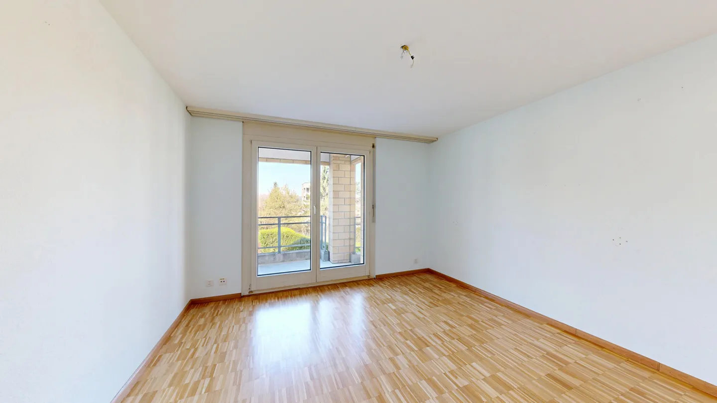 Charming Maisonette Apartment - Photo 11 of 15