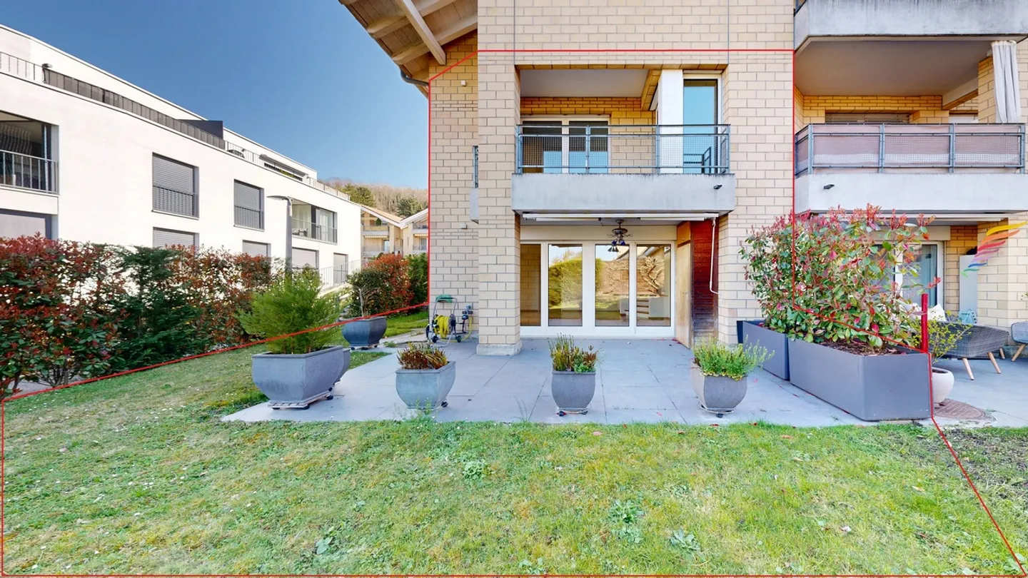 Charming Maisonette Apartment - Photo 1 of 15