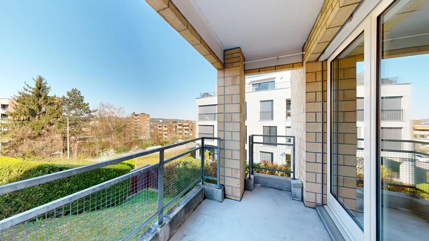 Charming Maisonette Apartment - Photo 13 of 15