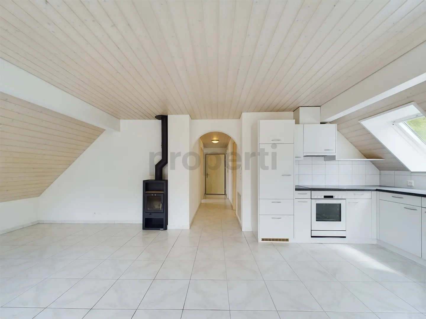 Modern 2.5-room attic apartment with balcony, Grindel - Photo 1 of 10