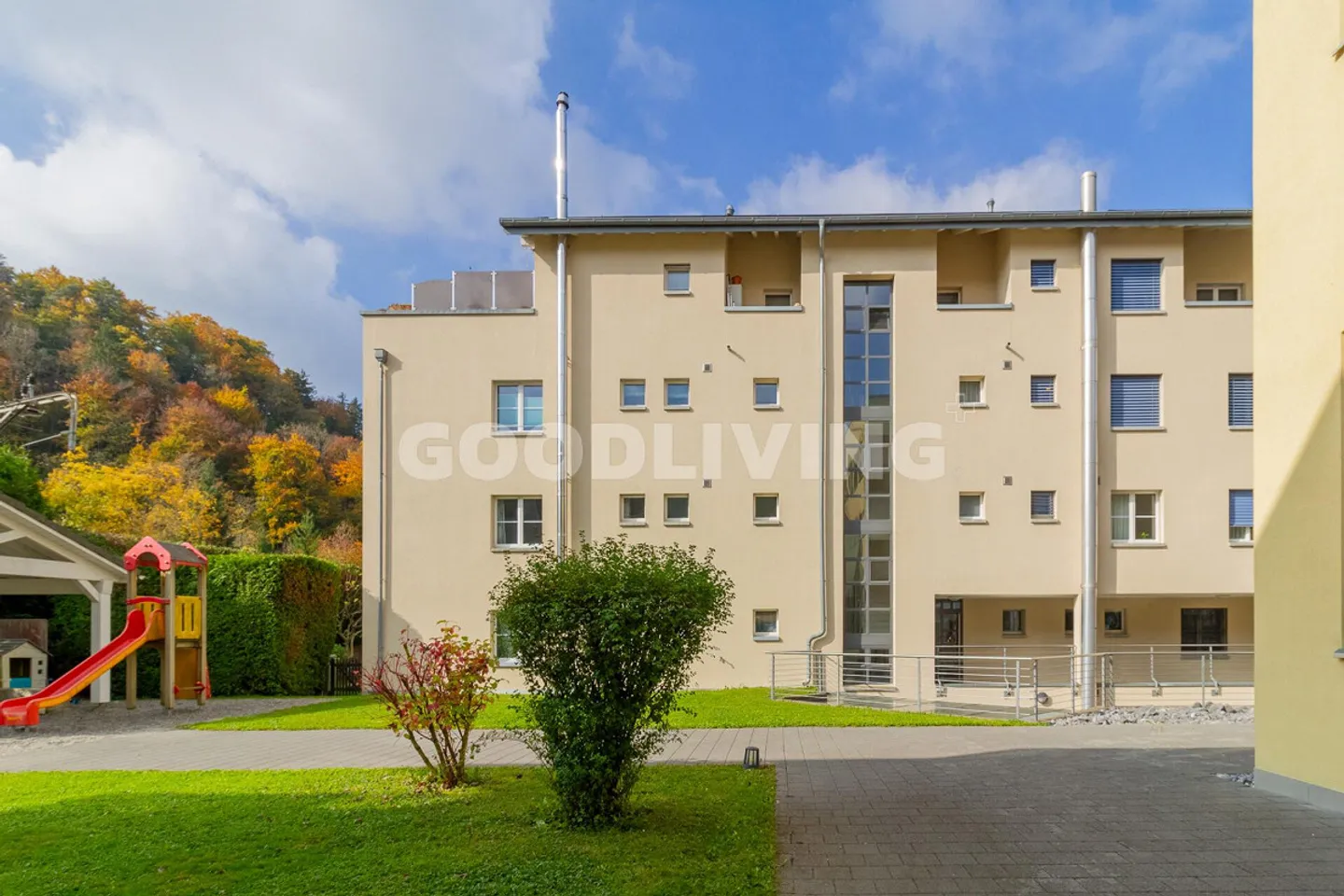 Appartement idyllique en bordure de forêt avec vue sur la verdure et à proximité de la rivière - Photo 1 sur 8
