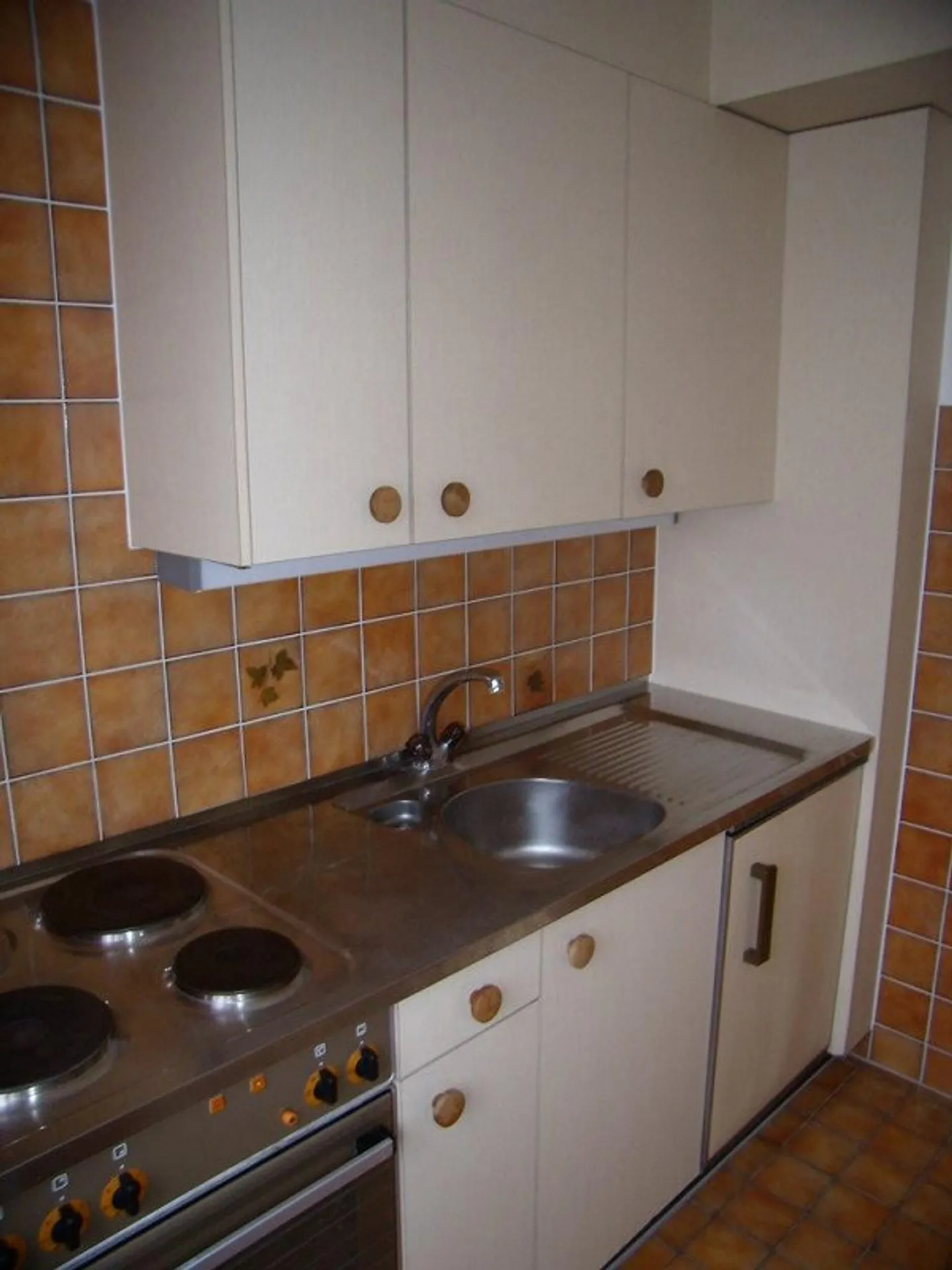 1 Room Apartment with Balcony - Photo 3 of 6