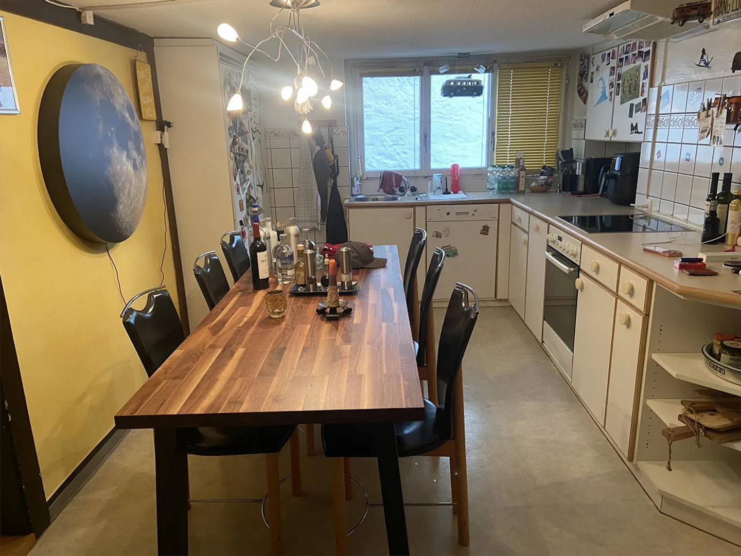 Historical residential building with 4 apartments and barn with development potential - Photo 10 of 21