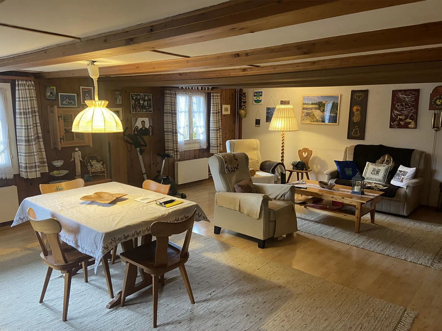 Historical residential building with 4 apartments and barn with development potential - Photo 13 of 21