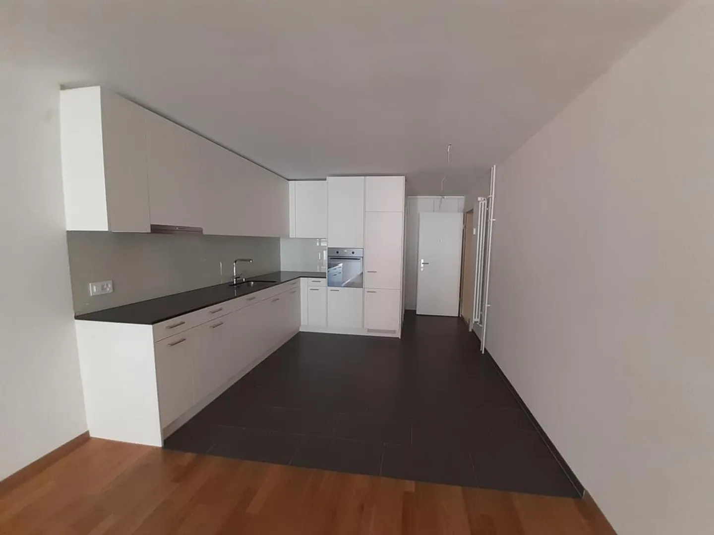Sanierte 1.5-Zimmer-Wohnung - Foto 2 von 3