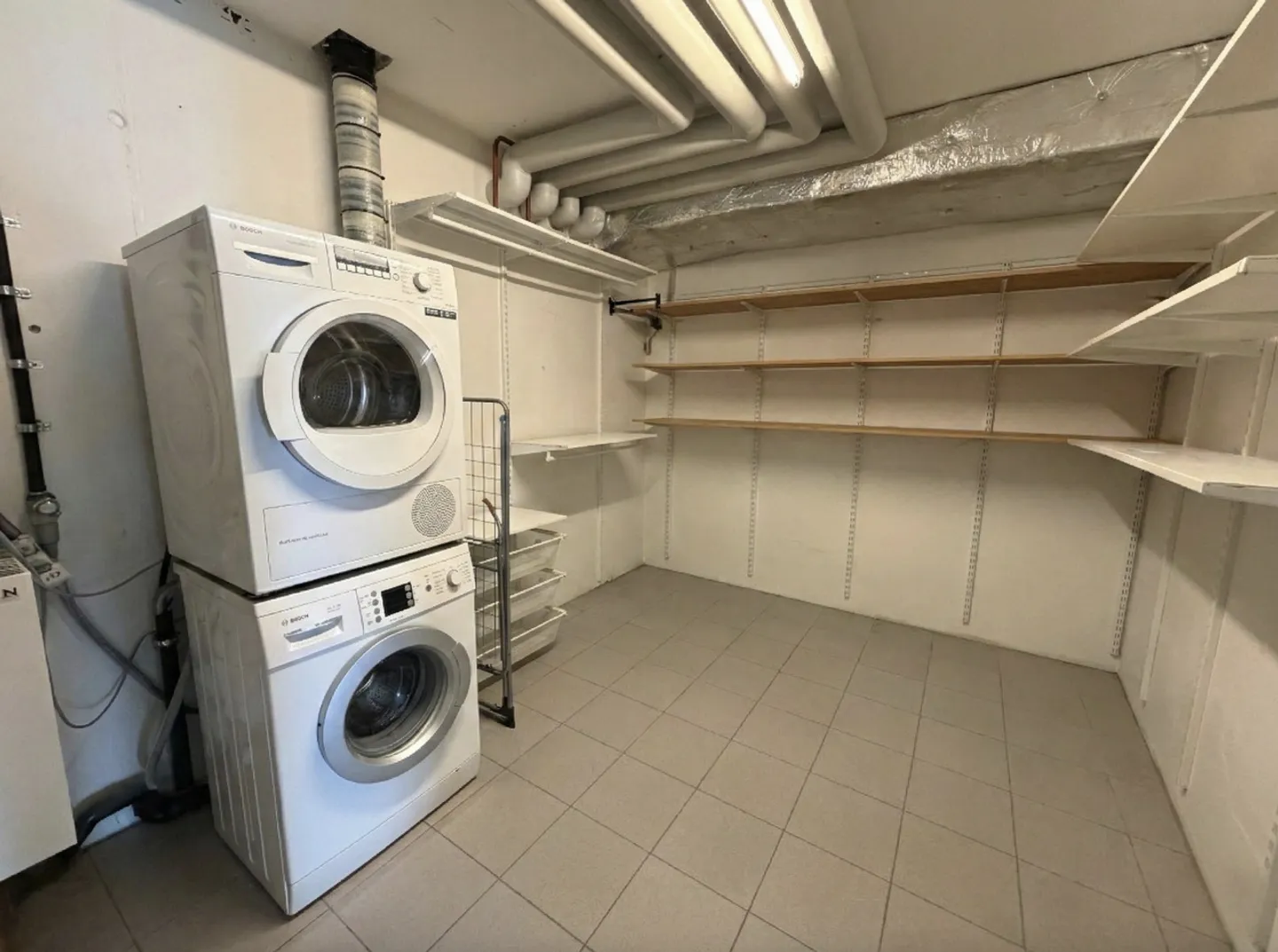Moderne Wohnung mit Terrasse in Meilen - Foto 10 von 11