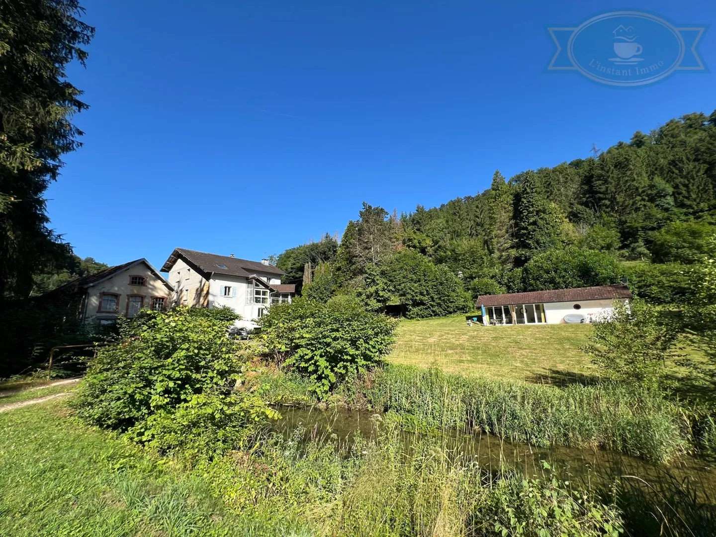 Unico Villaggio Privato nella Natura - Foto 1 di 18