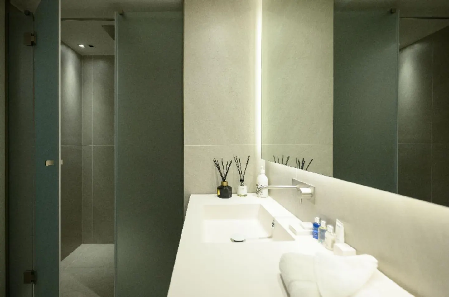 APPARTEMENT POUR LES EXIGENCES LES PLUS ÉLEVÉES - Photo 13 sur 13