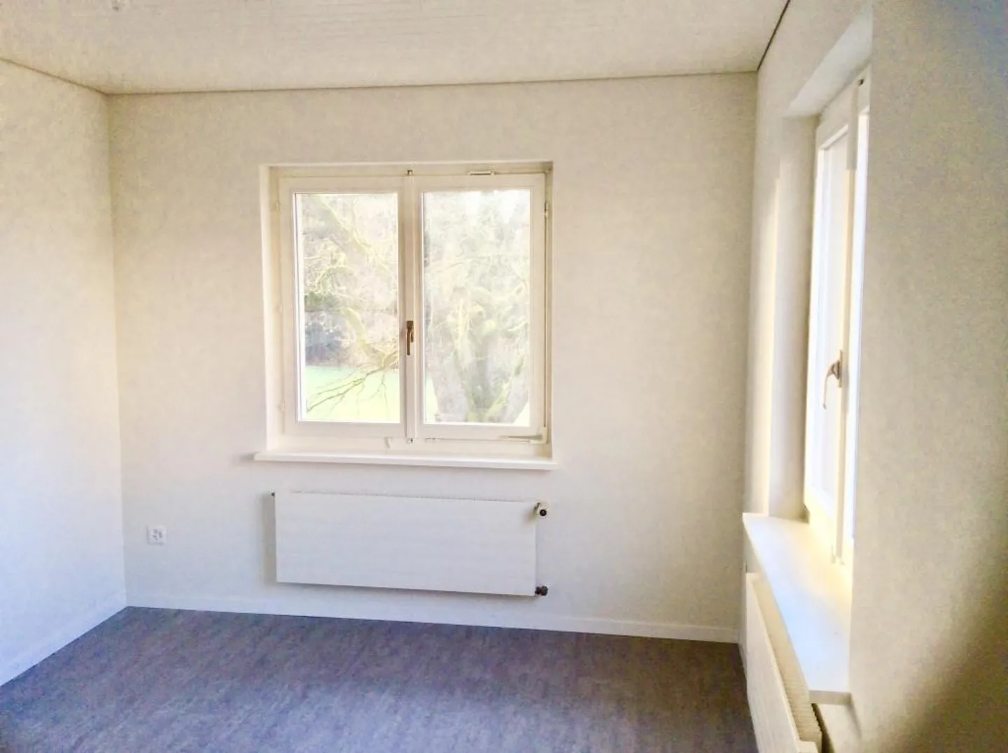 Ihr Rückzugsort: 3.5-Zi-Wohnung, ruhig gelegen und doch zentral - Foto 5 di 8