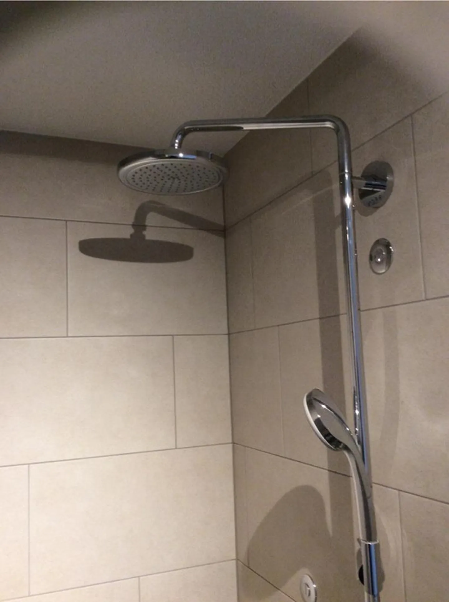 Ihr Rückzugsort: 3.5-Zi-Wohnung, ruhig gelegen und doch zentral - Foto 6 di 8