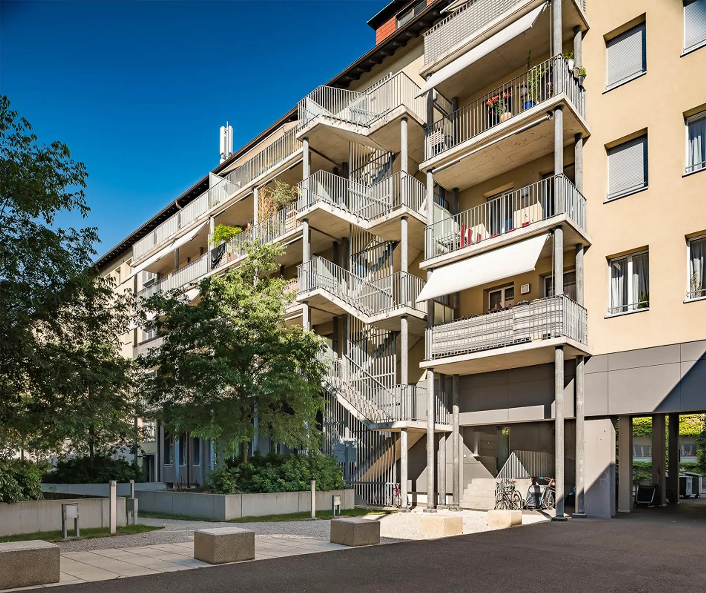 Vivere moderno vicino alla stazione SBB! - Foto 1 di 7