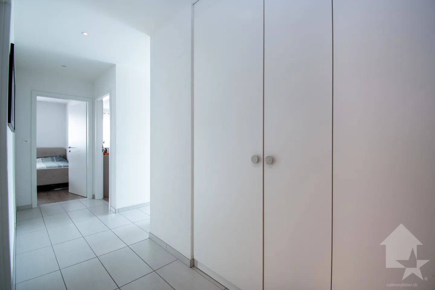Modernes Apartment mit Bergblick - Foto 10 von 13