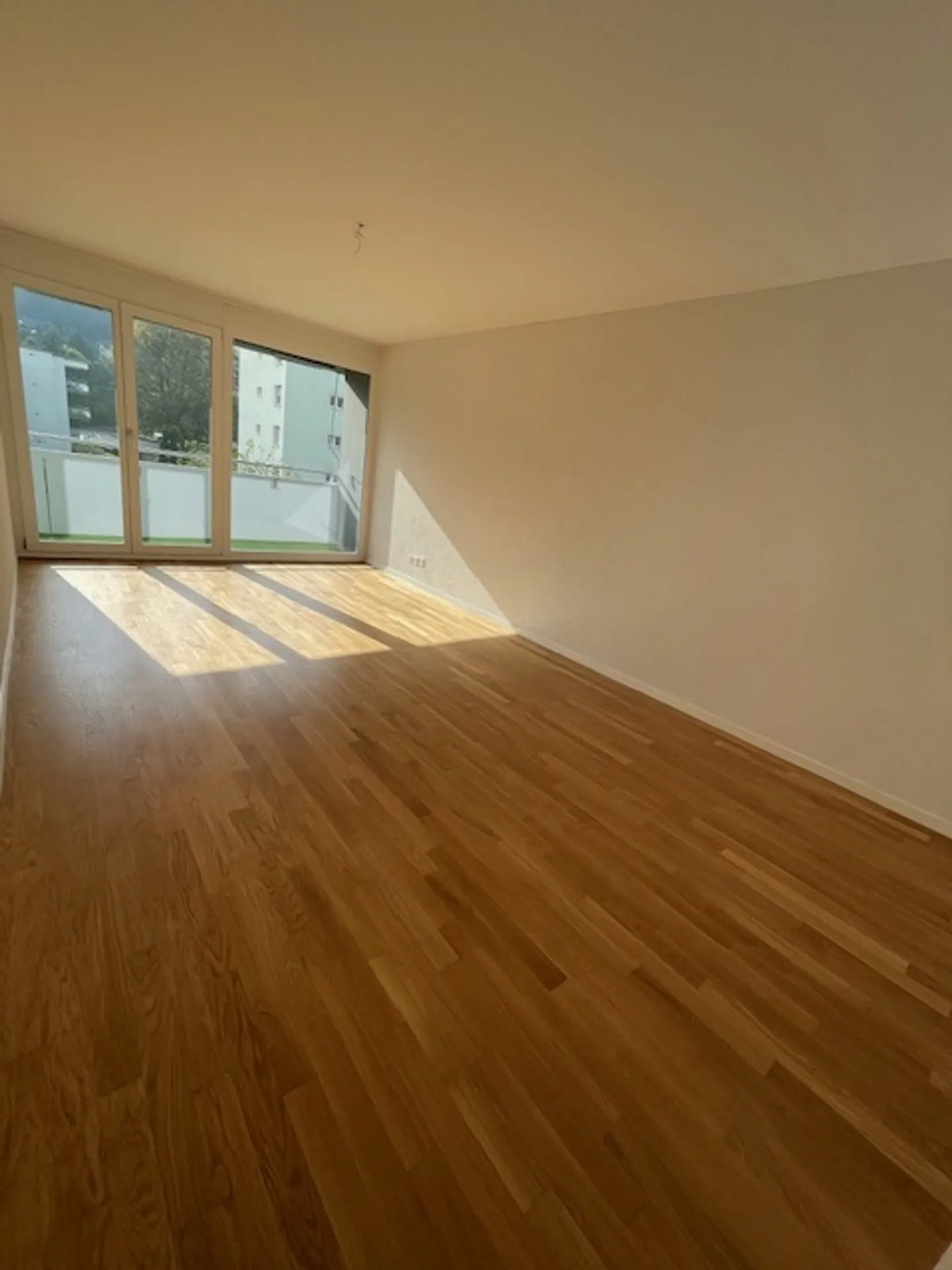 Great apartment in a central location - Photo 2 of 7