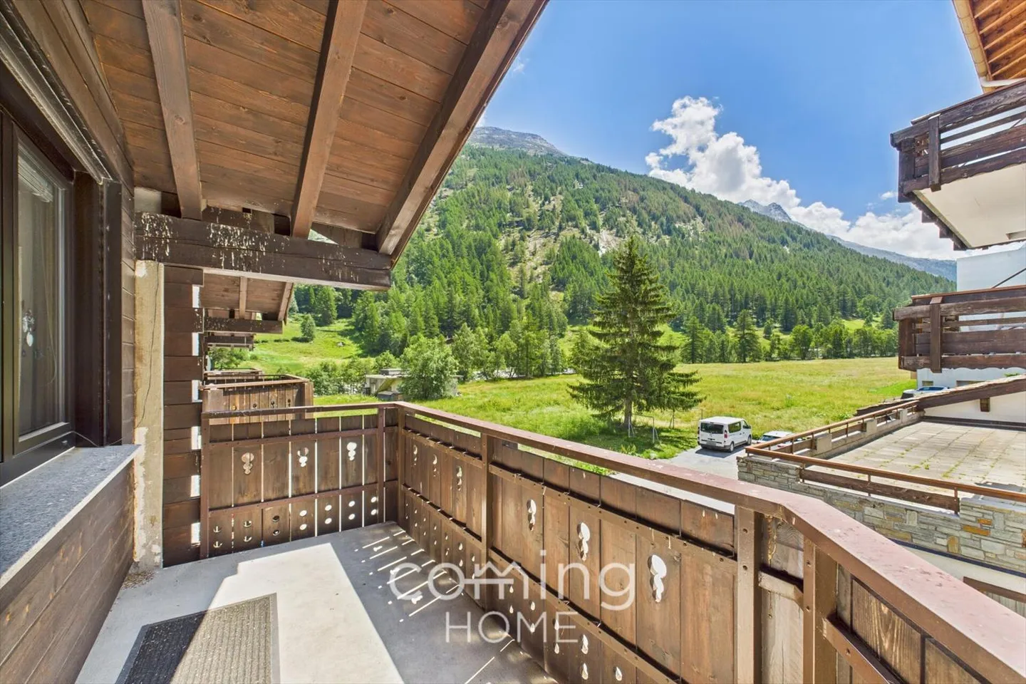 Accogliente appartamento di 2,5 locali a Saas-Grund - Con camino, vista montagna e due balconi - Foto 4 di 10