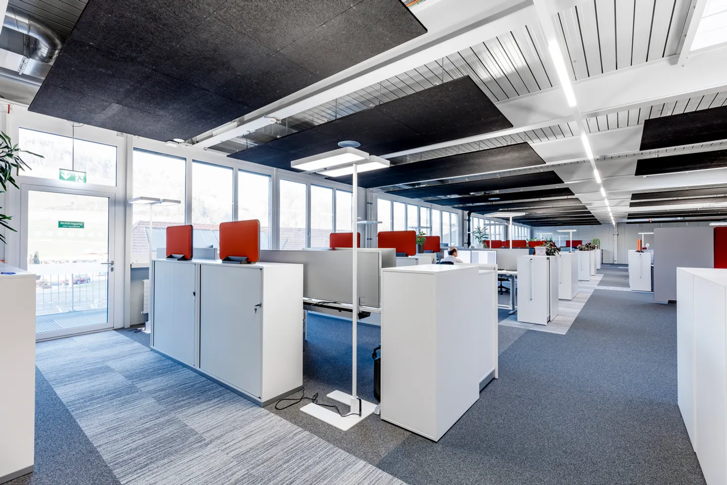 Moderne Produktions- und Büroflächen - Foto 14 von 23
