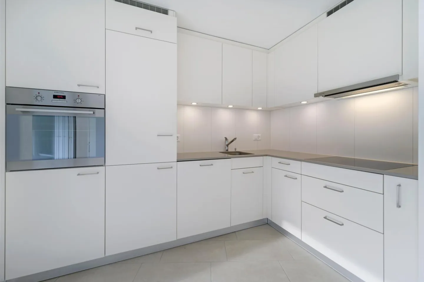 2.5 Room Apartment - Photo 4 of 8