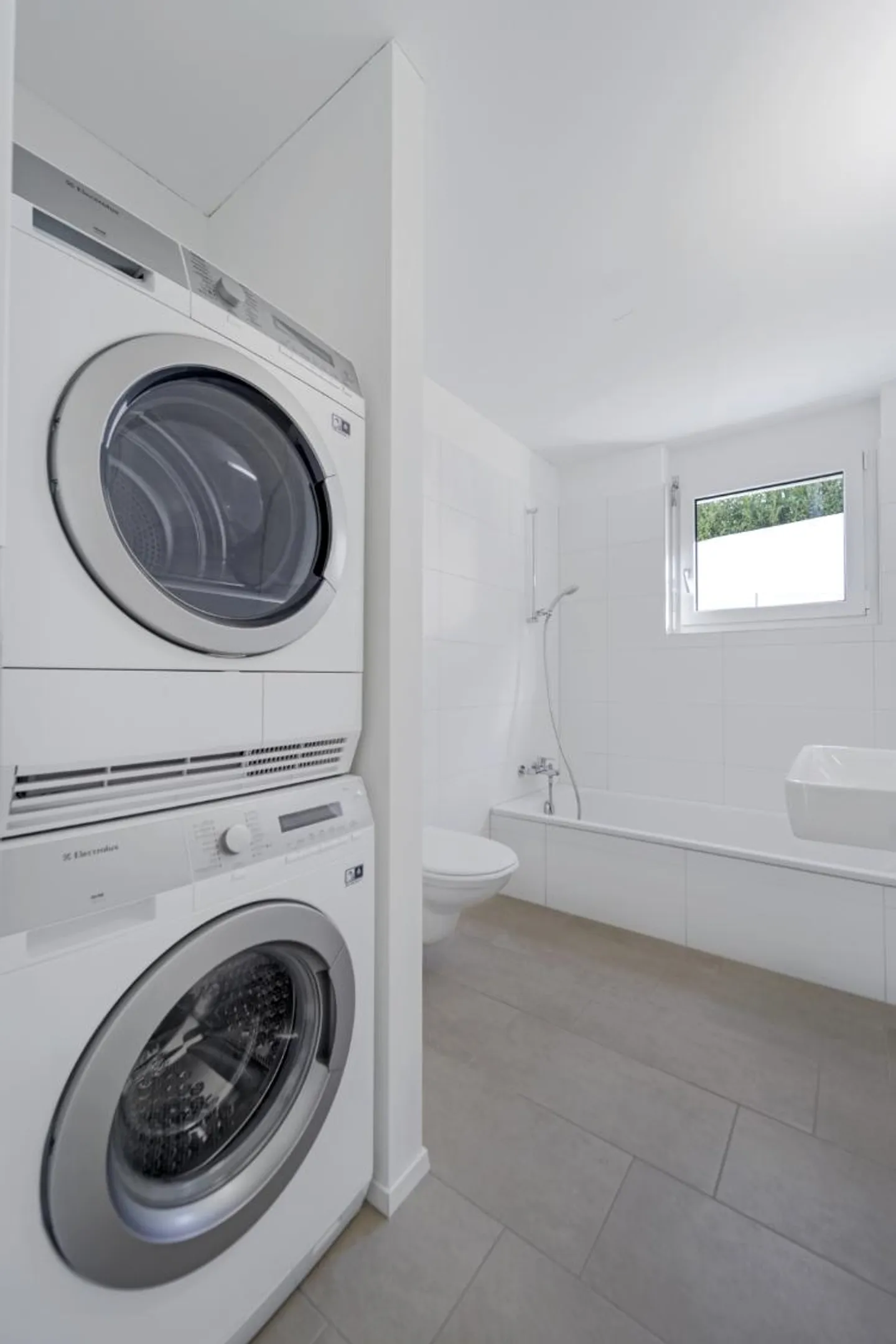 2.5 Room Apartment - Photo 5 of 8