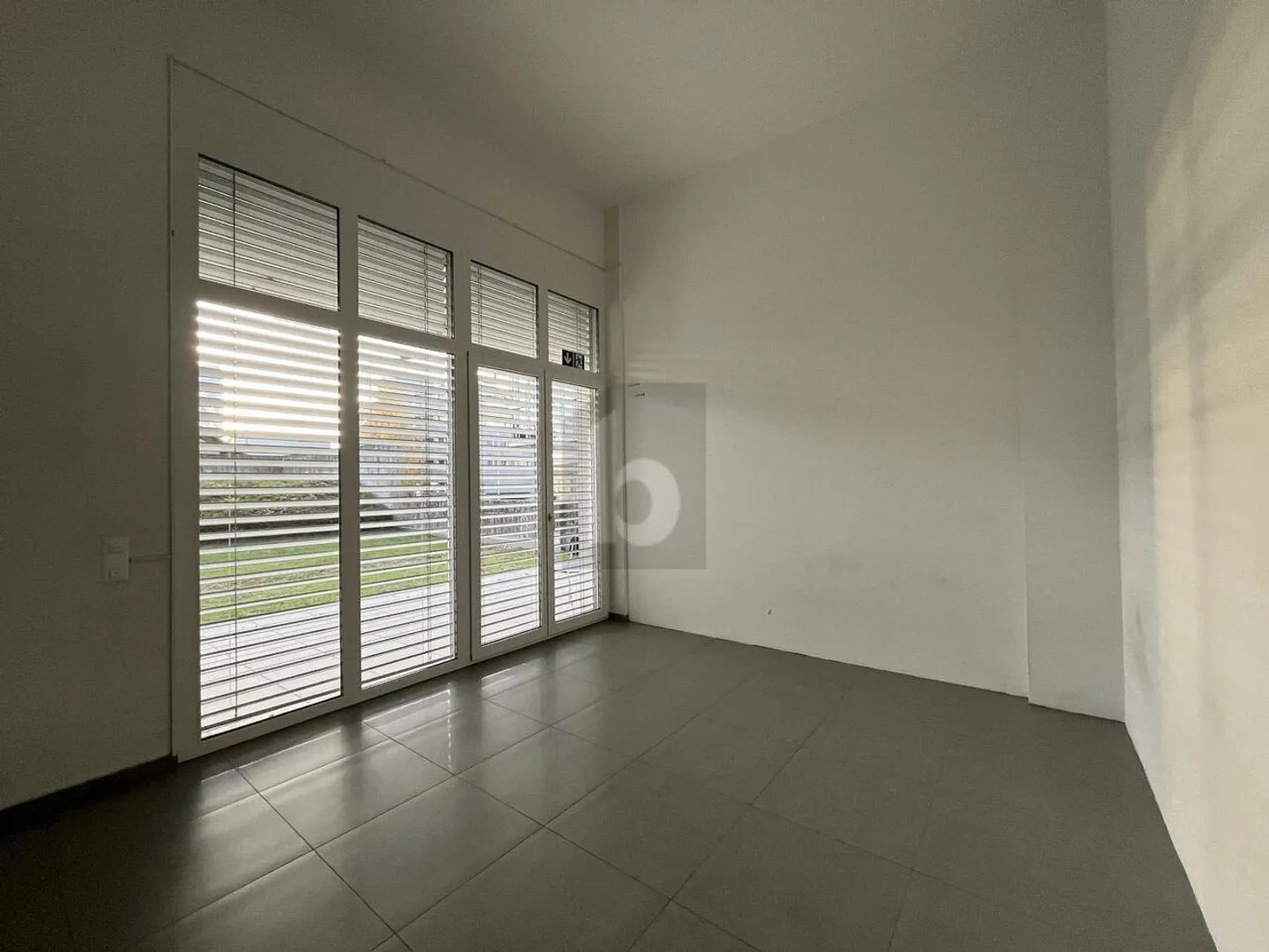 CENTRALLY LOCATED, SUITABLE FOR DAYCARE OR SIMILAR - Photo 3 of 6