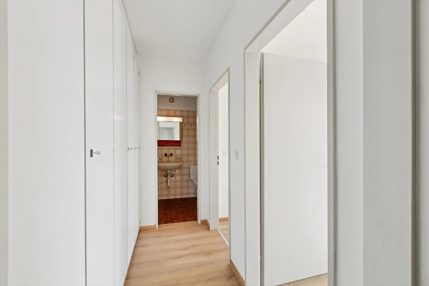 Charmante Wohnung mit Balkon - Foto 2 von 10