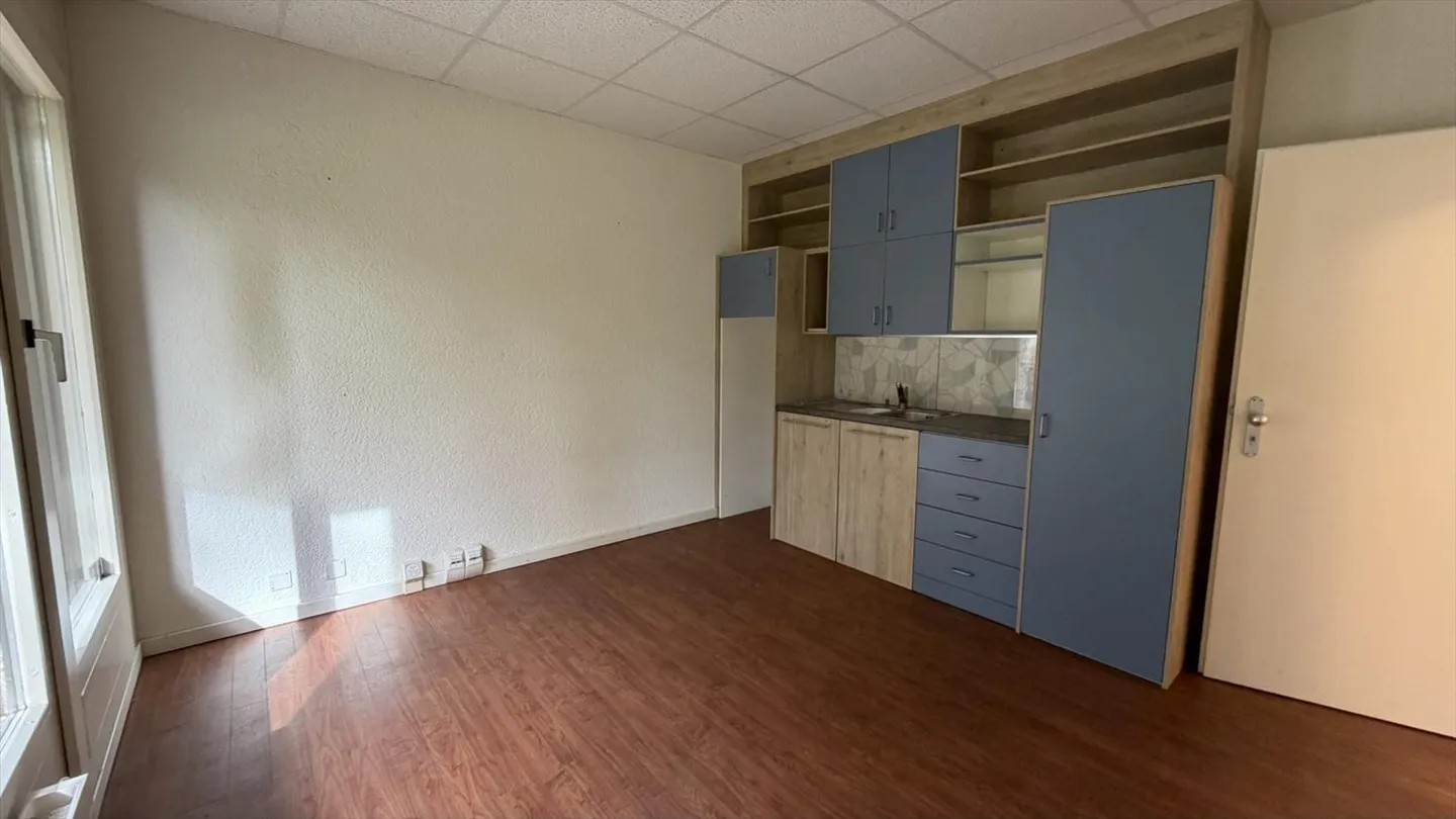 Office space for rent - Photo 8 of 8