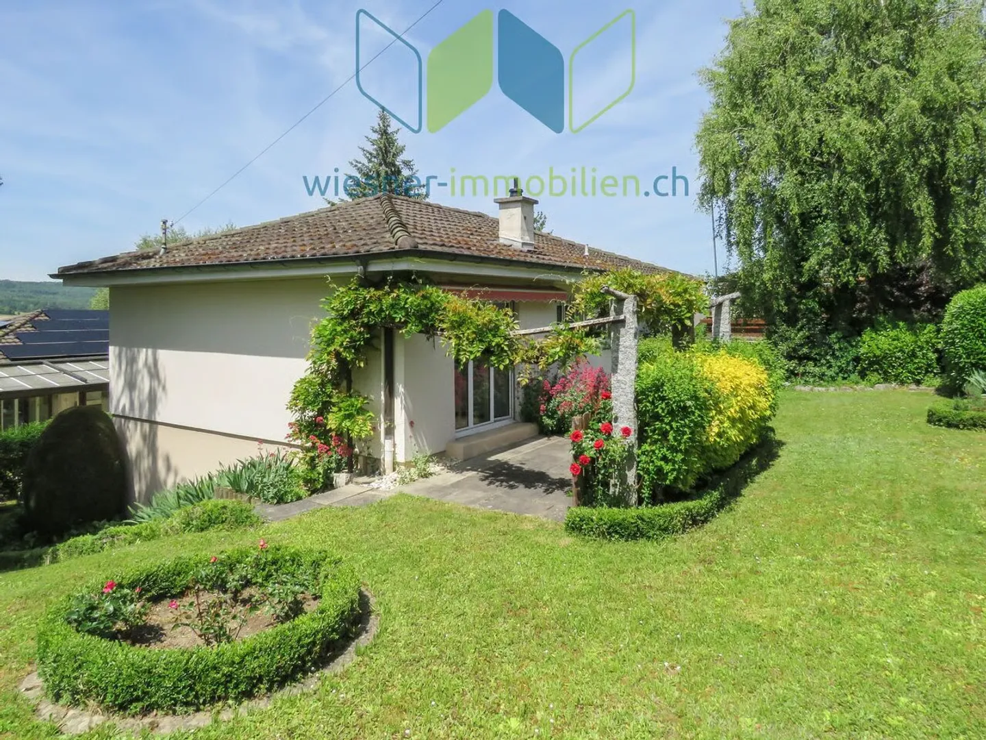 Charmantes Einfamilienhaus in der Natur - Foto 1 von 13
