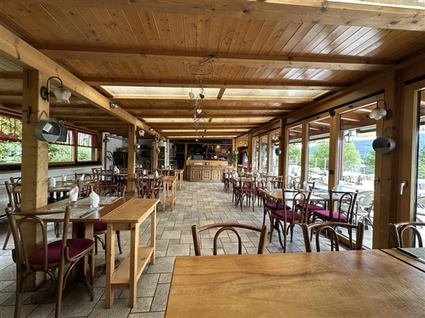 Bâtiment commercial et résidentiel à Esserts-de-Rive, Le Lieu - Photo 15 sur 15