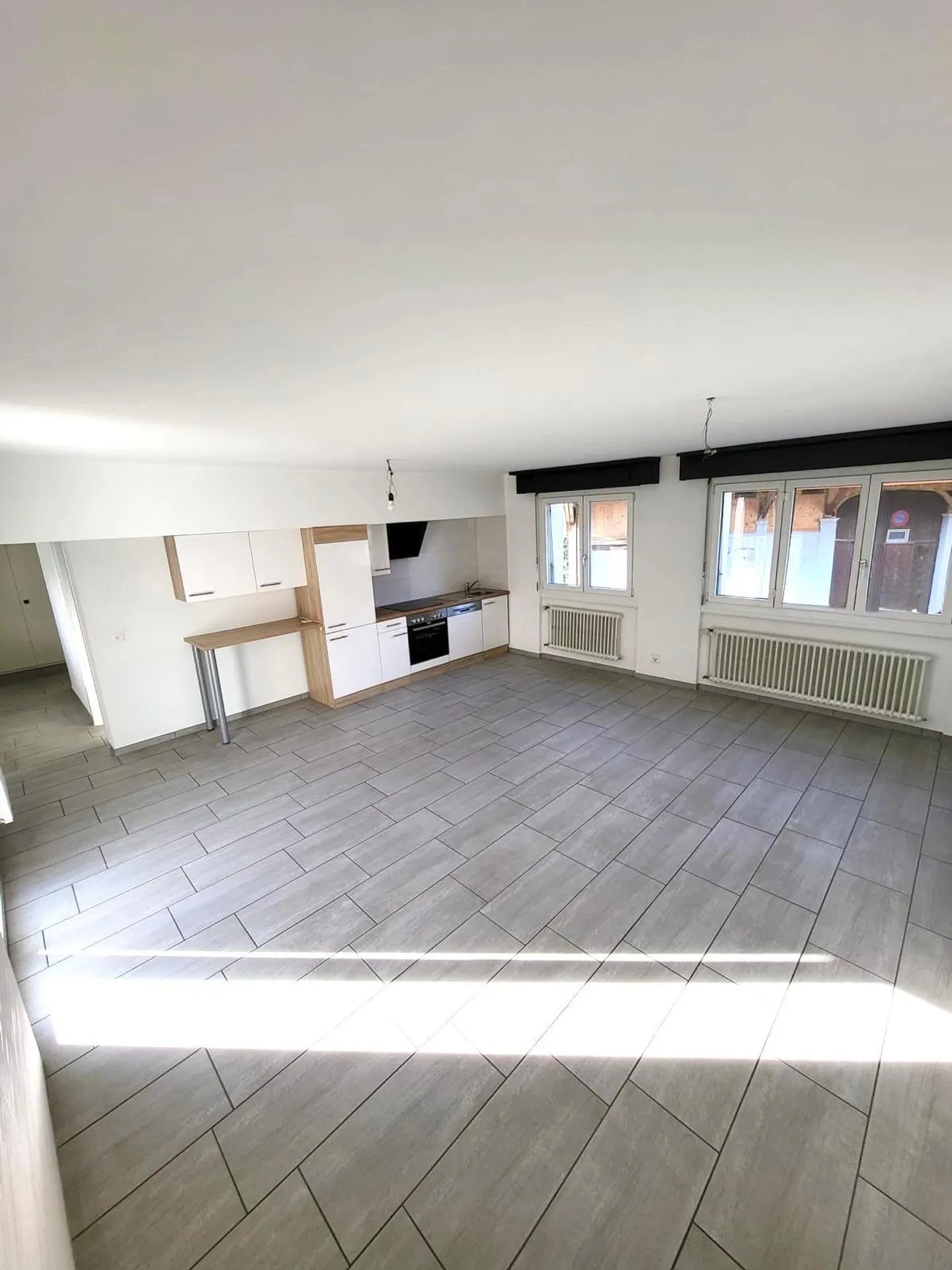 For Sale: 2.5-Room Apartment in Granges-Paccot – Ideal for Investors - Photo 1 of 6