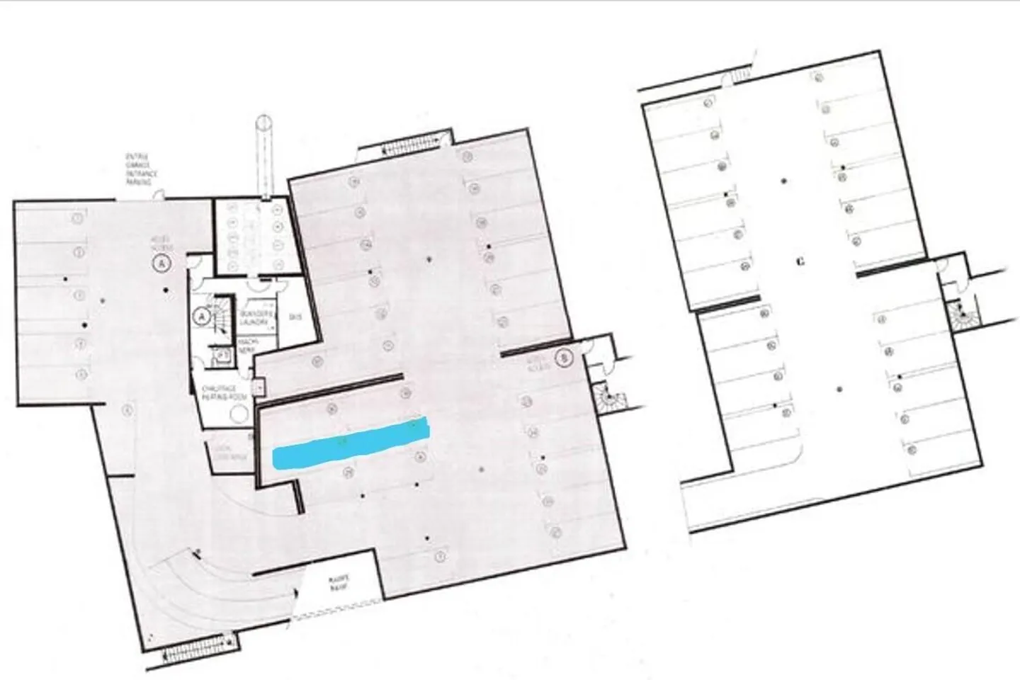 Miclivier A - Very large parking space for rent year-round - Photo 1 of 1