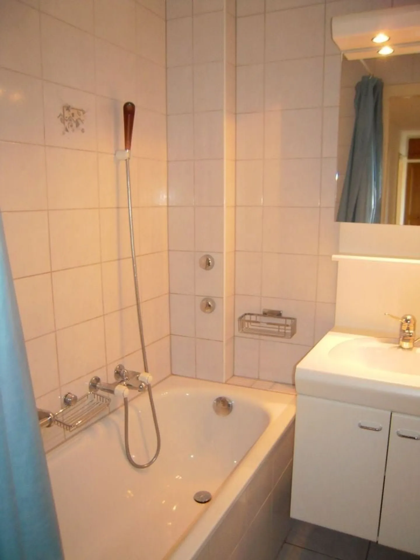 4 Zimmerwohnung im Herzen der Stadt - Foto 2 di 6