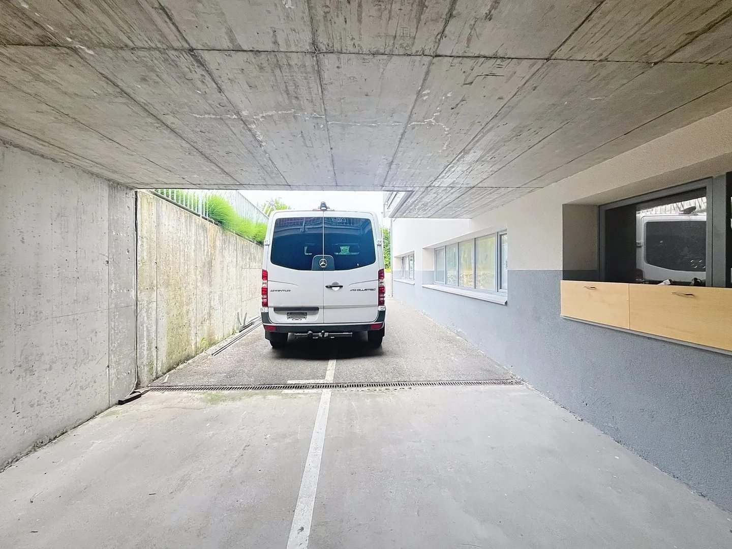 Immeuble mixte à louer - Photo 3 sur 4